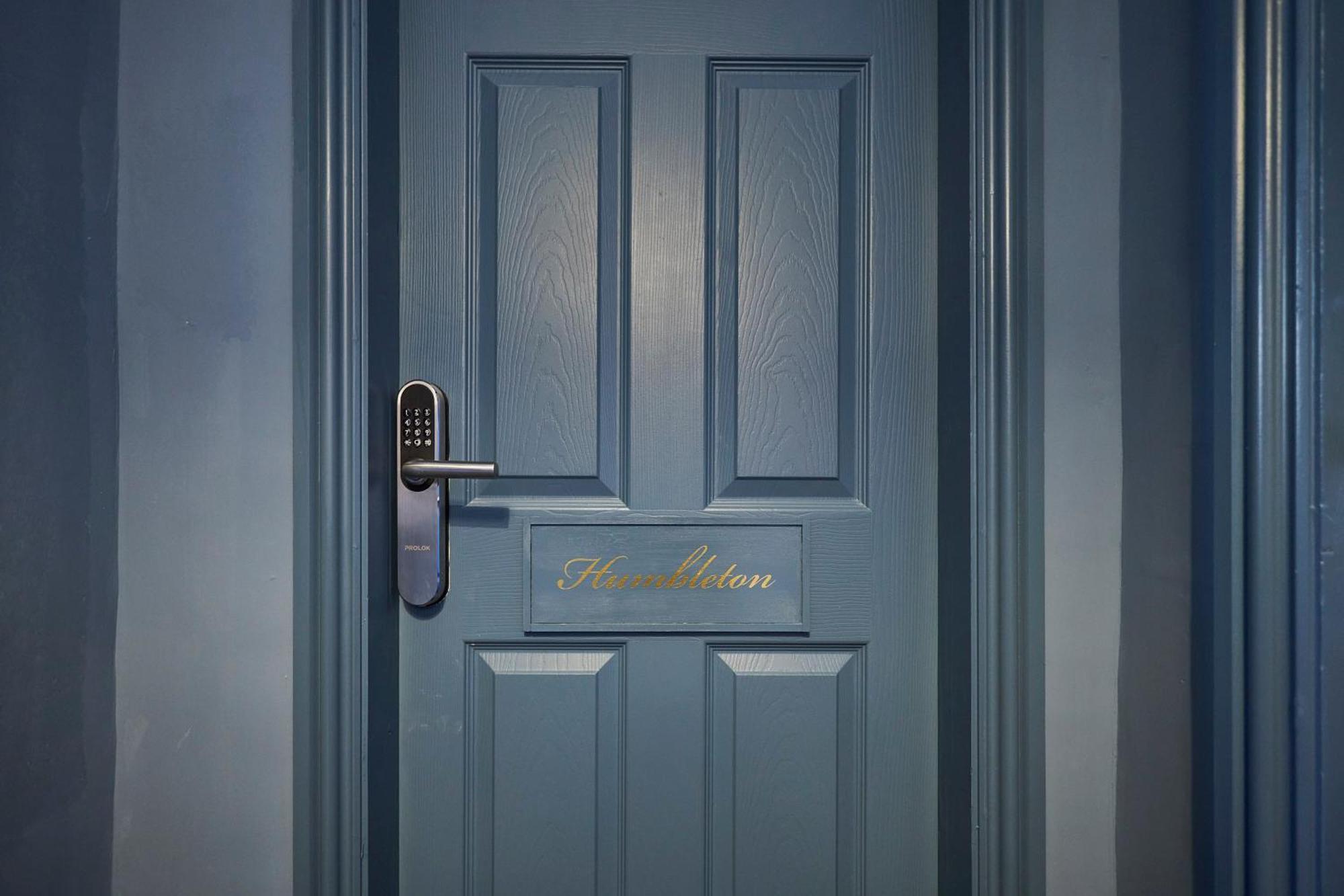 Arlington House Hotel - Self Check-In Suites Wooler Zimmer foto